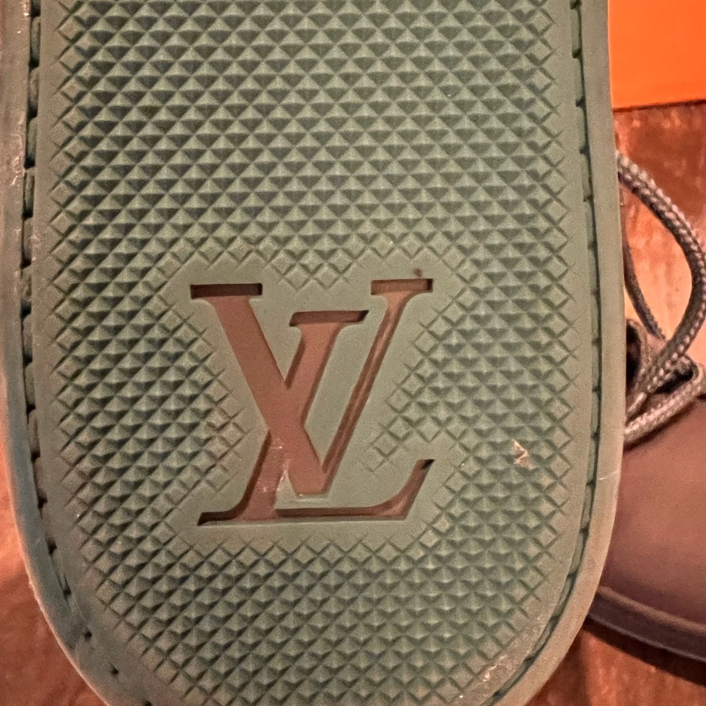 🔥Louis Vuitton Grey Sneaker Boots🔥 - Picture 5 of 8